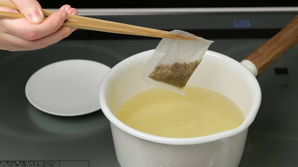 Amazon.co.jp: 丸三 ふりだし （8g×50入り）×3袋 : 食品・飲料・お酒